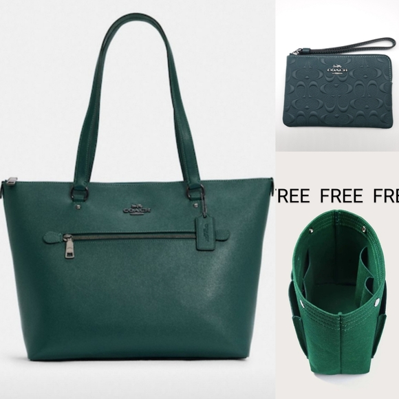 Coach Handbags - 💚Coach Set & 🆓 Insert- Gallery Tote and Wristlet